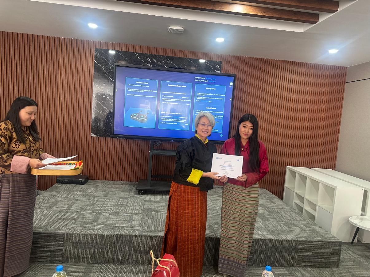 UNESCAP Wesellonline online training photo gallery